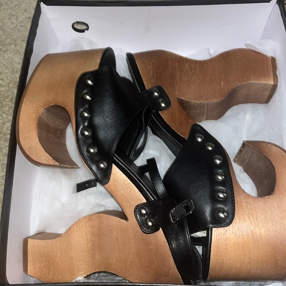 Dollskill current mood wooden heels - Picture 2 of 4